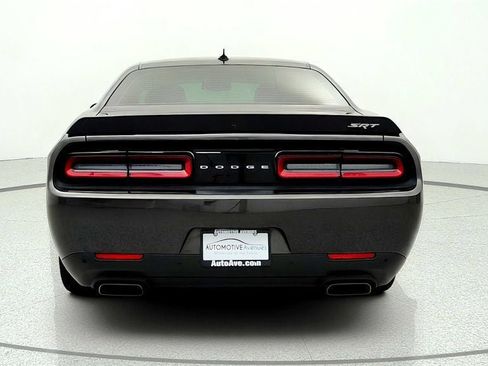 Used 2016 Dodge Challenger SRT Hellcat RWD image 6