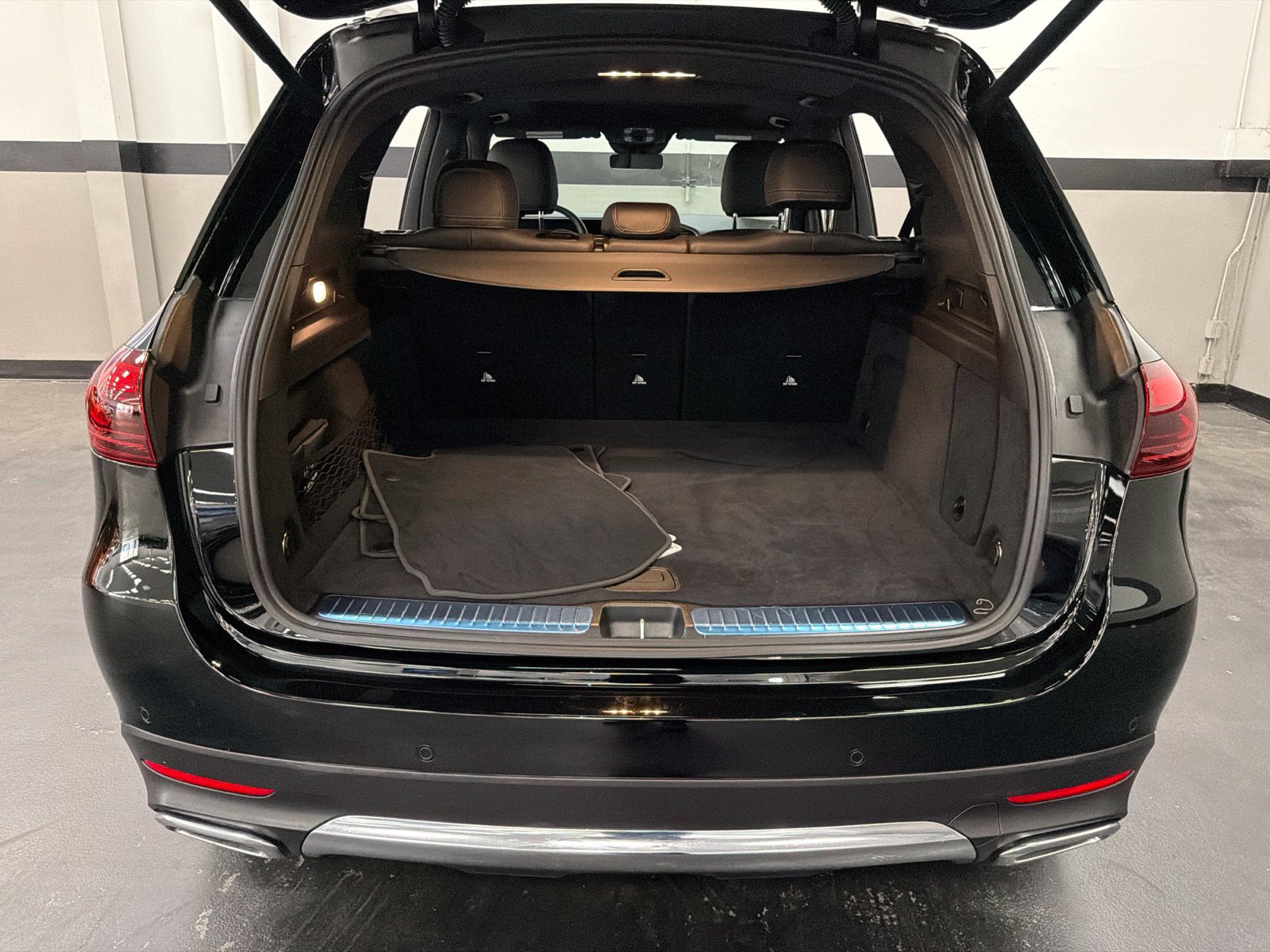 Used 2025 Mercedes-Benz GLE 450 4MATIC image 16
