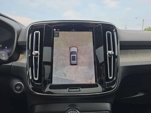 Used 2023 Volvo XC40 B5 Plus w/ Driver Assist Package AWD/4WD image 30