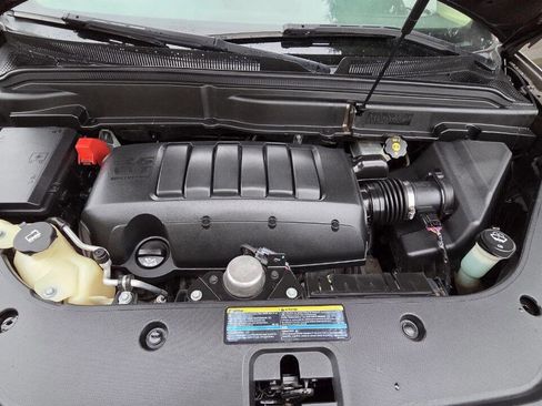 Used 2010 GMC Acadia SLT image 12