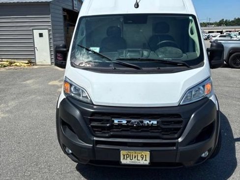Used 2023 RAM ProMaster 3500 w/ Driver Convenience Group FWD image 2