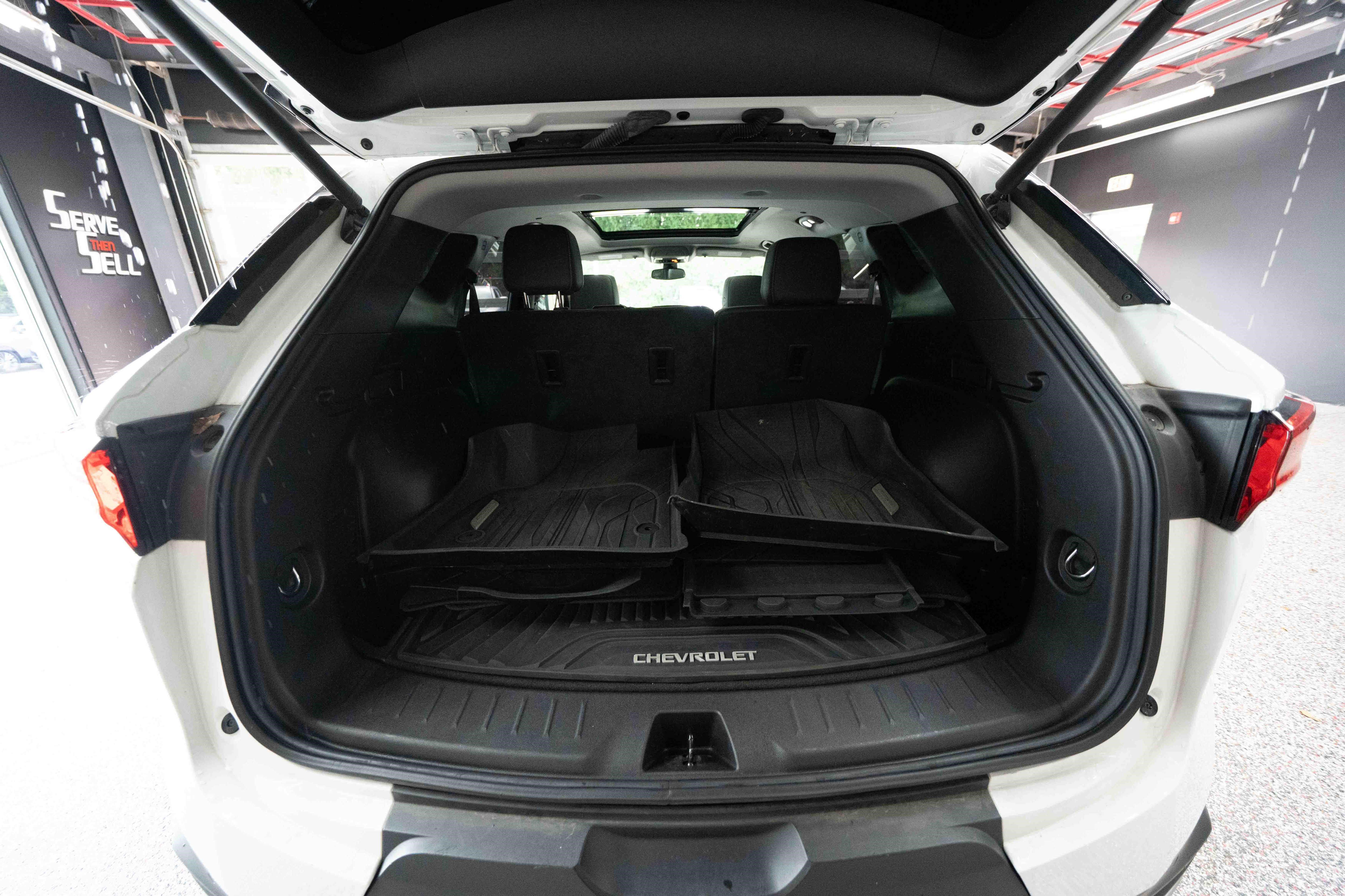 Used 2023 Chevrolet Blazer LT AWD/4WD image 28