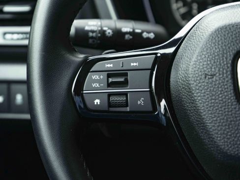 Used 2025 Honda Pilot EX-L image 21