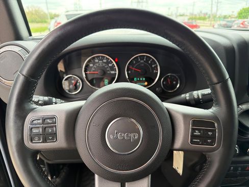 Used 2016 Jeep Wrangler Unlimited Sport AWD/4WD image 13