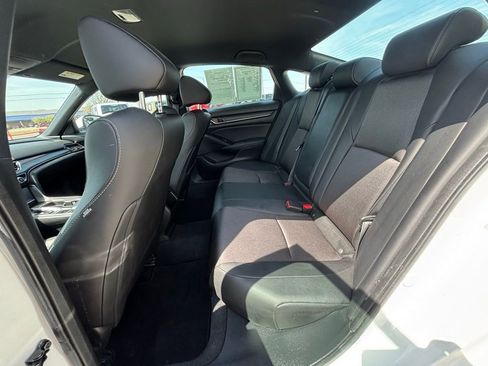 Used 2020 Honda Accord Sport image 10