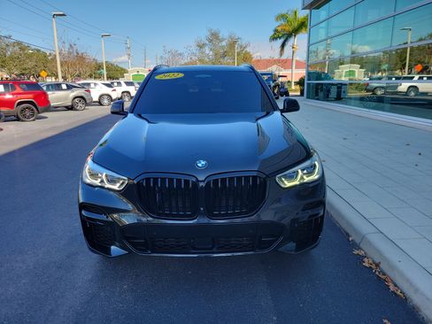 Used 2022 BMW X5 M50i w/ Executive Package image 2