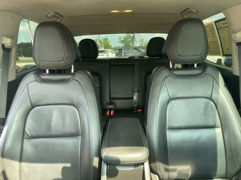 Used 2015 GMC Canyon SLT w/ Driver Alert Package RWD image 32
