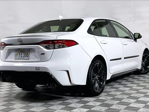 Used 2025 Toyota Corolla SE FWD image 10