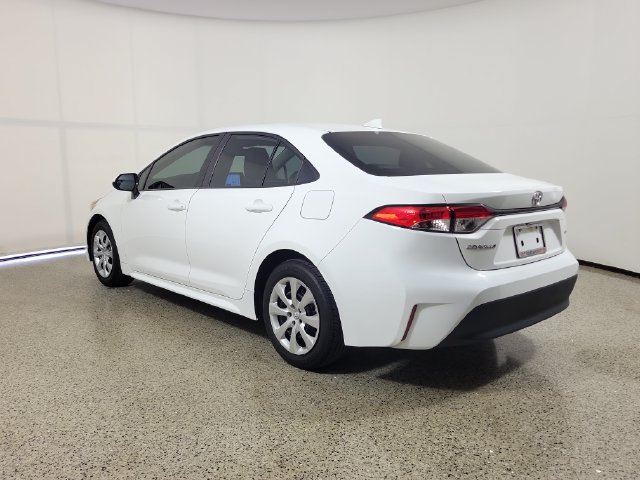 Used 2025 Toyota Corolla LE FWD image 7