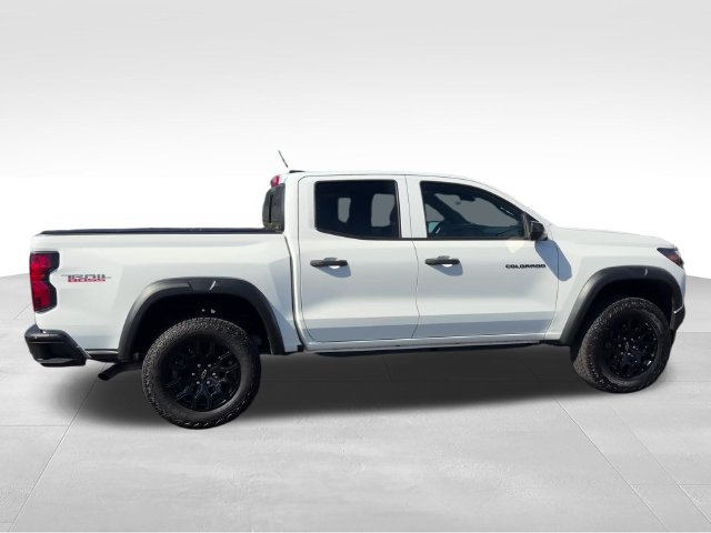 Used 2025 Chevrolet Colorado Trail Boss AWD/4WD image 7