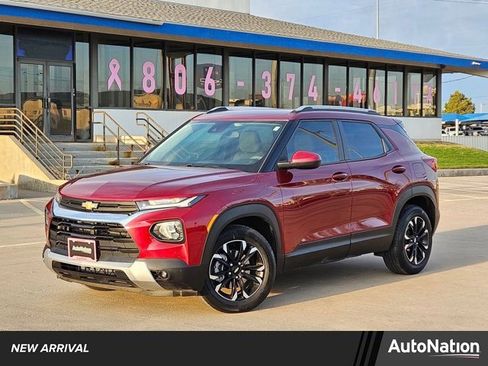 Used 2023 Chevrolet TrailBlazer LT image 1