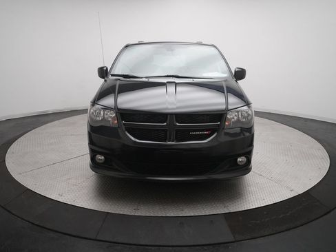 Used 2018 Dodge Grand Caravan GT FWD image 11