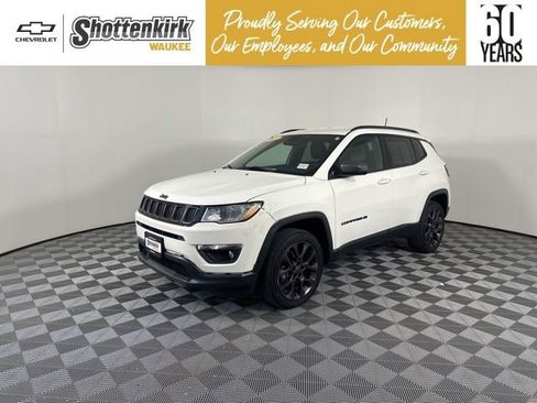 Used 2021 Jeep Compass Latitude w/ Driver Assistance Group AWD/4WD image 1