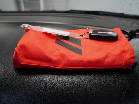 Used 2019 Dodge Journey GT image 38