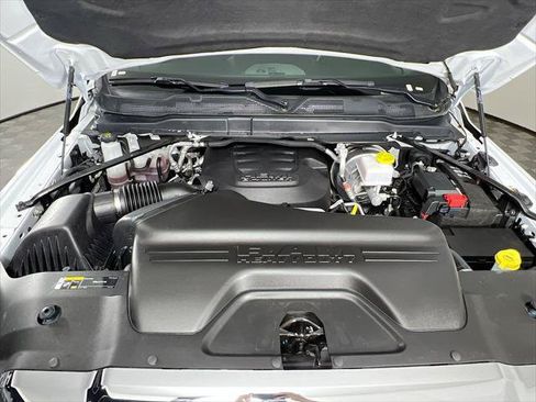 Certified 2026 RAM 2500 Big Horn AWD/4WD image 29