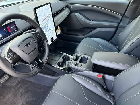 New 2026 Ford Mustang Mach-E Select w/ Comfort Package RWD image 9