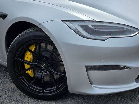 Used 2022 Tesla Model S Plaid AWD/4WD image 9