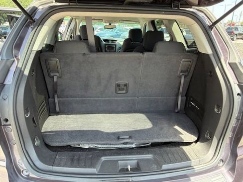 Used 2015 Chevrolet Traverse LT w/ Style and Technology Package FWD image 20