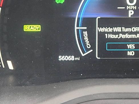 Used 2025 Toyota Camry LE FWD image 19