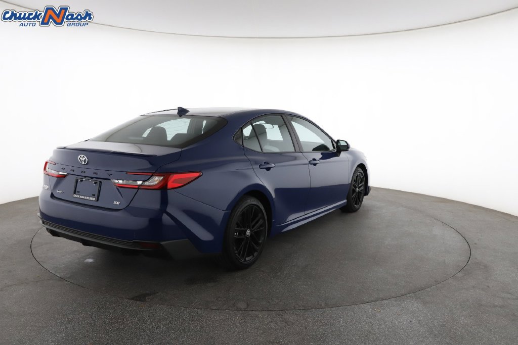 Used 2026 Toyota Camry SE FWD image 12