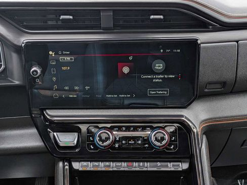 Used 2024 GMC Sierra 1500 AT4 w/ Technology Package image 29