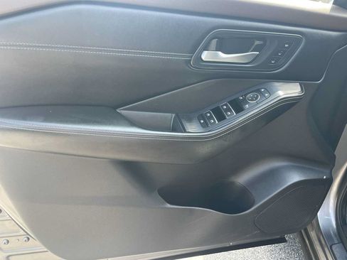 Used 2023 Nissan Rogue SL w/ SL Premium Package FWD image 12