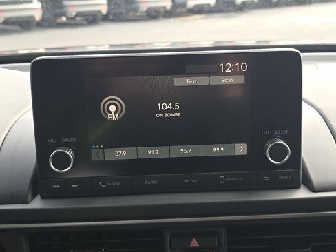 Used 2023 Honda Pilot Sport image 18