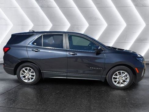 Used 2022 Chevrolet Equinox LT image 4
