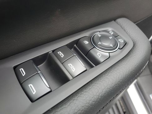 New 2026 GMC Yukon Denali w/ Sun & Power Step Package image 19