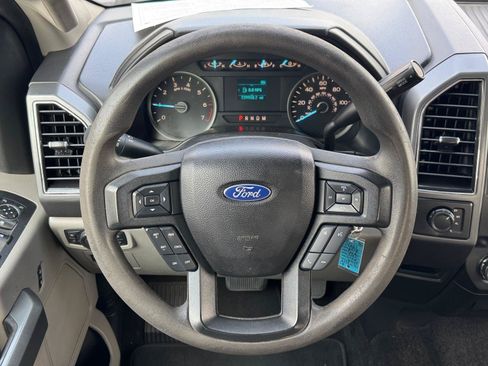 Used 2018 Ford F150 XLT AWD/4WD image 10