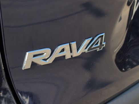 Used 2024 Toyota RAV4 XLE AWD/4WD image 6