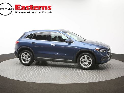Used 2023 Mercedes-Benz GLA 250 4MATIC w/ Premium Package image 46