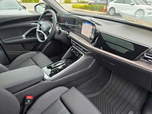 New 2025 Audi Q5 Premium Plus image 13