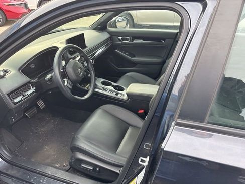 Used 2024 Honda Civic Sport Touring image 2