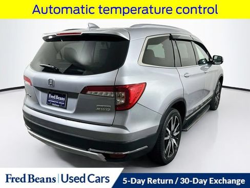 Used 2019 Honda Pilot Touring image 8