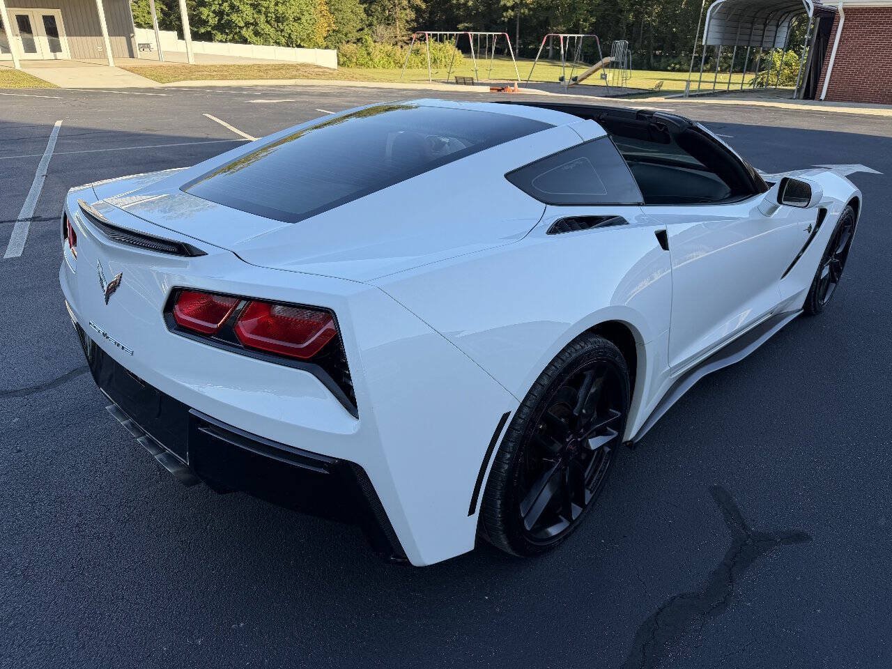 Used 2018 Chevrolet Corvette Stingray Coupe w/ 1LT RWD image 7