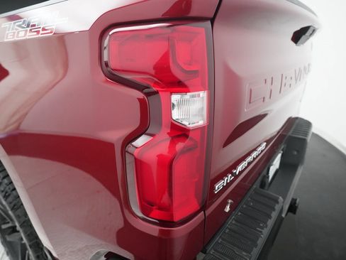 Used 2019 Chevrolet Silverado 1500 Custom Trail Boss w/ Custom Convenience Package image 28