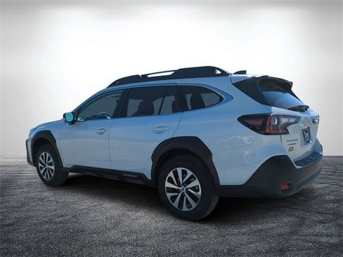 New 2025 Subaru Outback Premium image 6