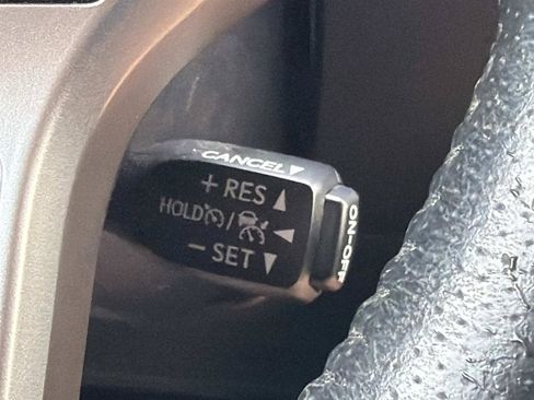 Used 2022 Toyota 4Runner SR5 RWD image 20