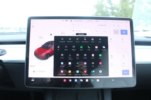 Used 2021 Tesla Model Y Long Range AWD/4WD image 19