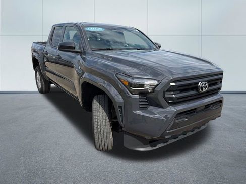Used 2024 Toyota Tacoma SR AWD/4WD image 5