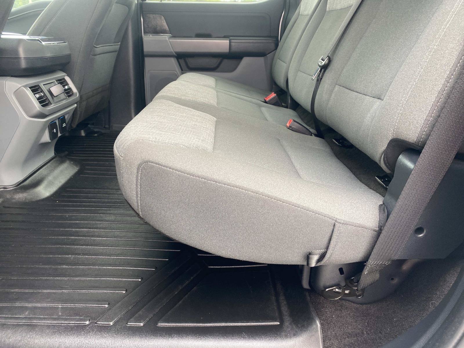 Used 2021 Ford F150 XLT w/ Equipment Group 302A High AWD/4WD image 14