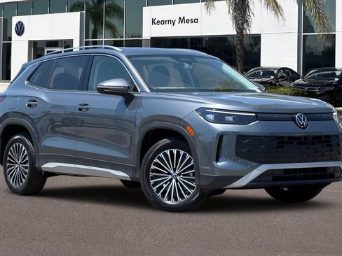 New 2025 Volkswagen Tiguan S image 2