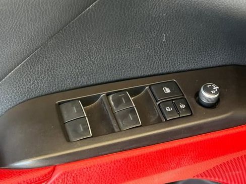 Used 2022 Toyota Camry XSE FWD image 12
