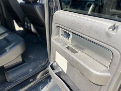 Used 2013 Ford F150 Raptor w/ Luxury Equipment Group image 21