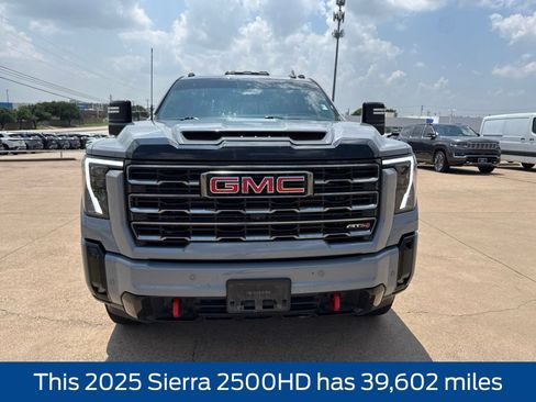 Used 2025 GMC Sierra 2500 AT4 w/ AT4 Premium Plus Package AWD/4WD image 2