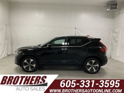 Used 2024 Volvo XC40 B5 Plus