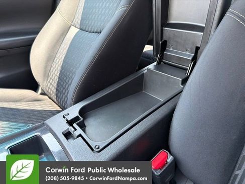 Used 2018 Nissan Altima 2.5 SV FWD image 23