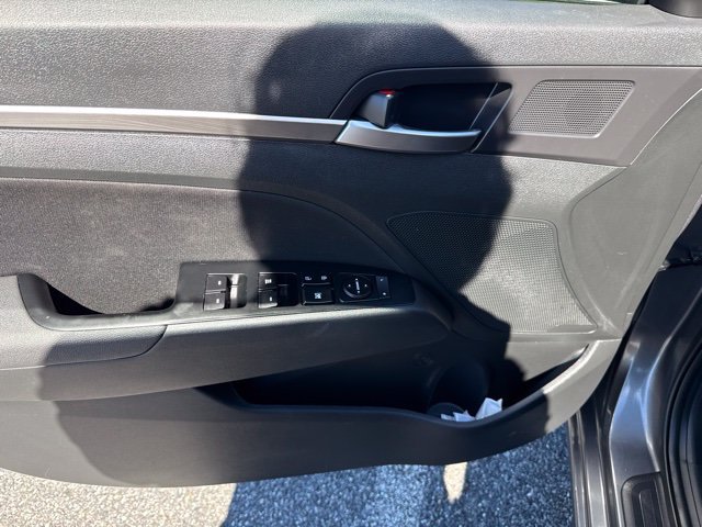 Used 2019 Hyundai Elantra SEL w/ Cargo Package FWD image 14