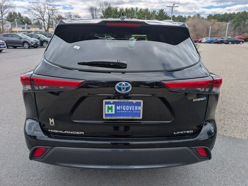Used 2023 Toyota Highlander Limited AWD/4WD image 4